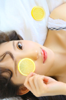 小SAO货撅起屁股扒开动态图